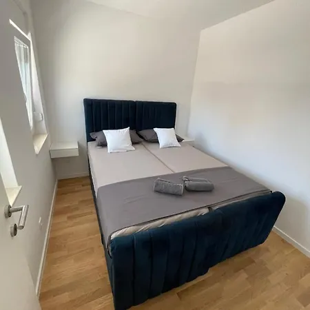 Apartmán Naomi