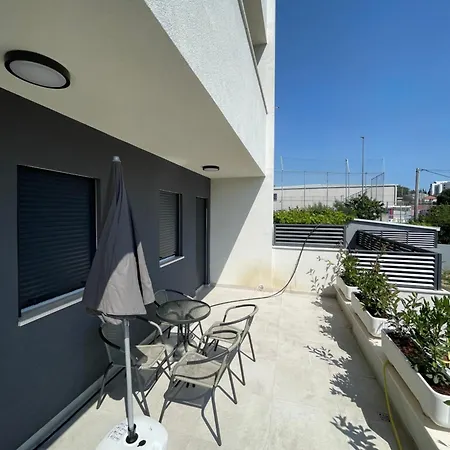 Apartamento Naomi *